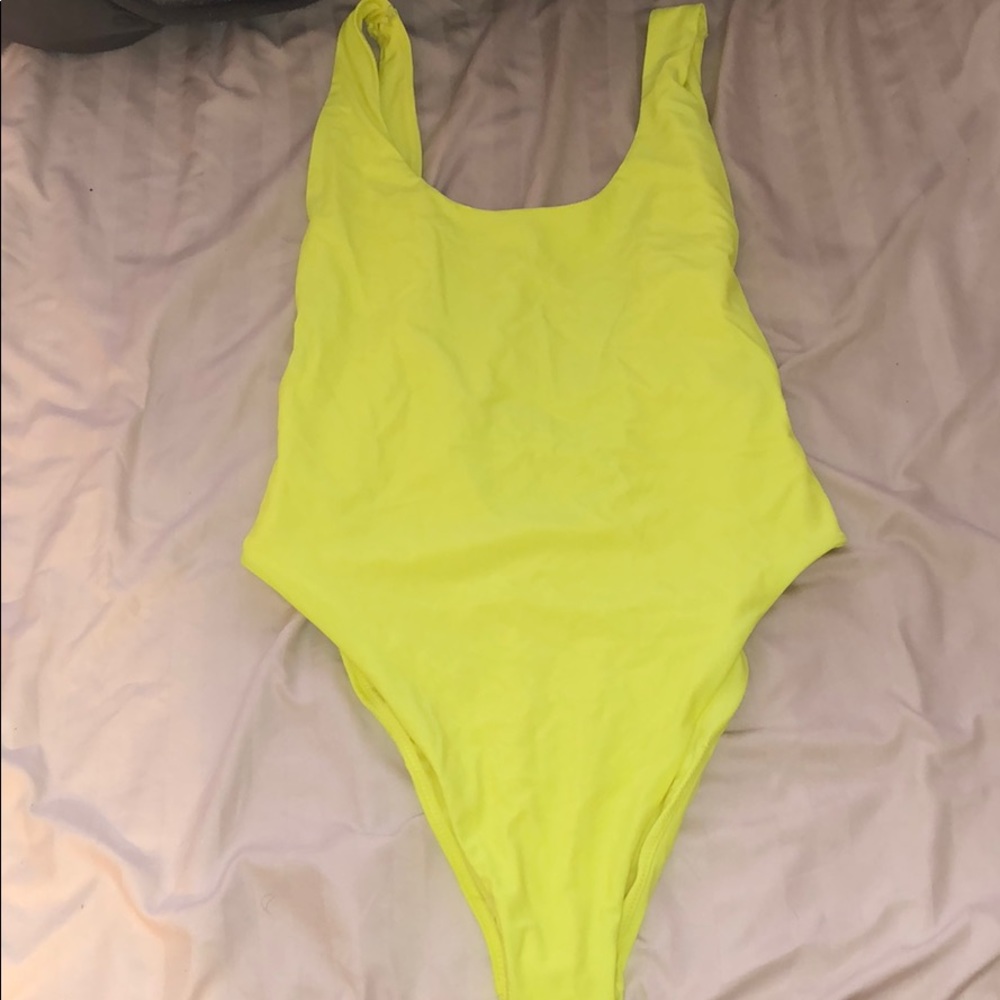 American Eagle. High waist. Cut out back.